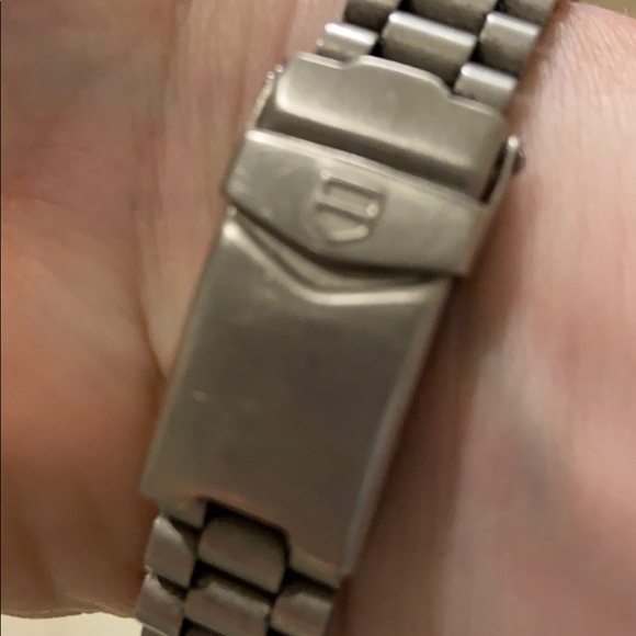 Women’s Tag Heuer Aquaracer - Picture 2 of 3